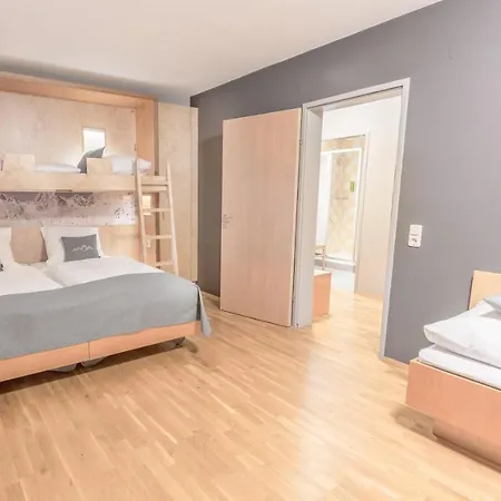 Jufa Montafon 3* Бартоломеберг