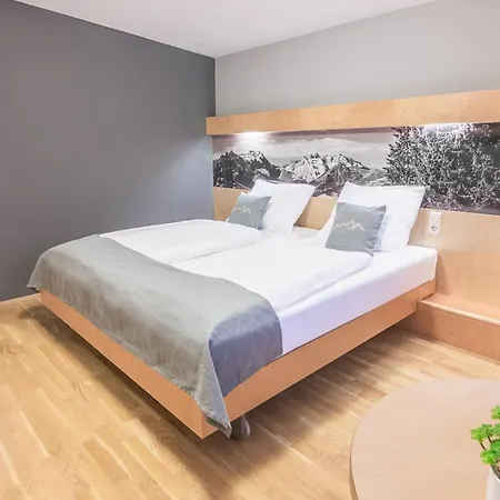 Отель Jufa Montafon 3*