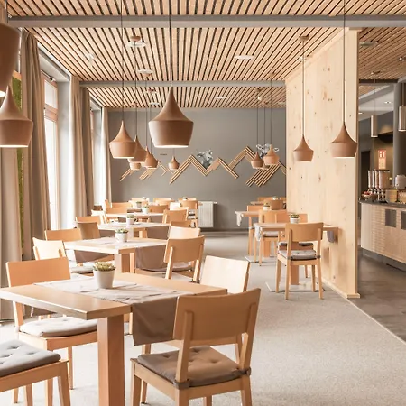 Jufa Montafon Szálloda 3*